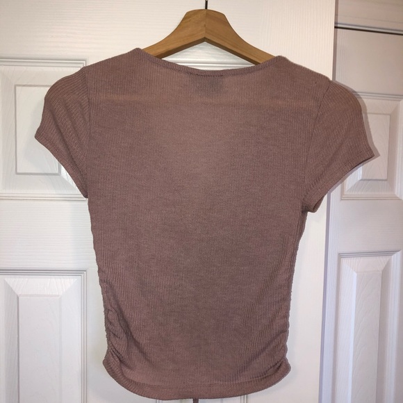 Urban Outfitters Scrunch Blouse - Picture 2 of 2